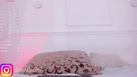 Snapshot of aleksandra_miller chatting on January 28, 3:14 pm Aleksandra online show from January 28, 3:14 pm