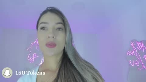 Snapshot of aleksandra_miller chatting on September 22, 12:18 pm Aleksandra online show from September 22, 12:18 pm