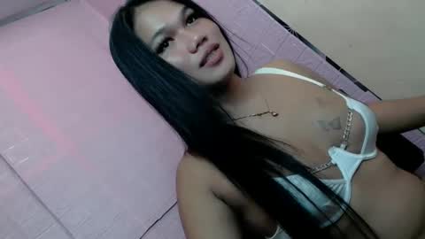 Kimmygirl online show from December 15, 6:04 pm