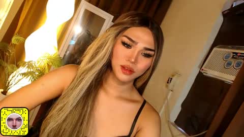 alenajones online show from June 2, 6:59 am
