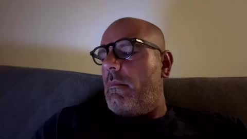 Ale online show from August 3, 12:42 am
