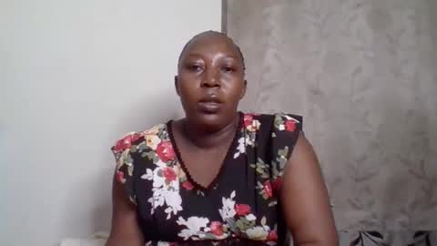 Noreen Kennth and Emilly online show from October 5, 2:59 pm