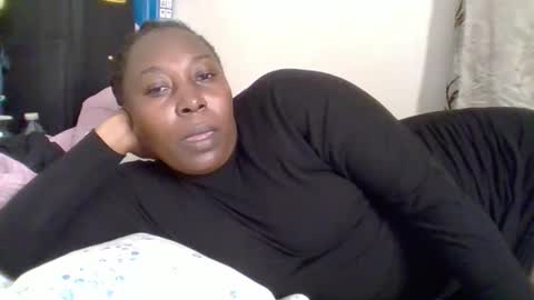 Noreen Kennth and Emilly online show from March 4, 6:14 pm