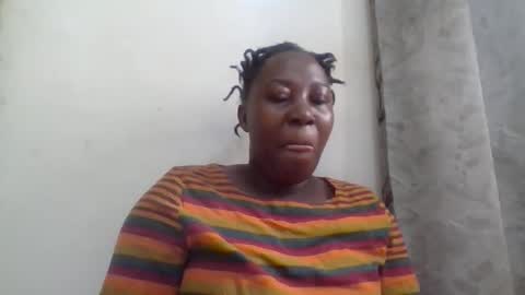 Snapshot of alesha_ chatting on June 2, 5:42 am Noreen Kennth and Emilly online show from June 2, 5:42 am