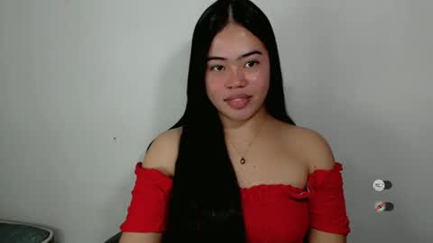 Snapshot of alesha_vibe_me chatting on December 22, 1:08 pm alesha_vibe_me online show from December 22, 1:08 pm