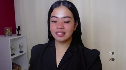 Snapshot of alesha_vibe_me chatting on March 17, 6:17 am alesha_vibe_me online show from March 17, 6:17 am