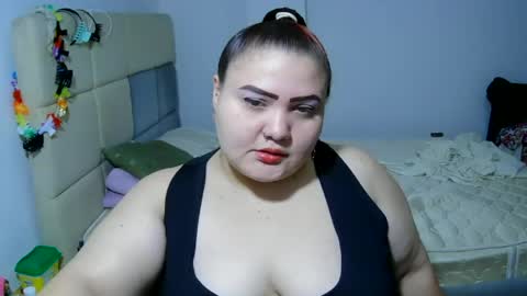 Alesia jones01 online show from June 18, 6:35 am