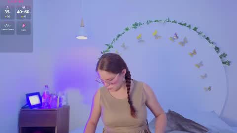 Ambar online show from June 9, 8:09 pm