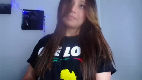 Snapshot of aleska_dollx chatting on January 11, 9:36 pm QUEEN OFF MILk IM BACK 15 NOV online show from January 11, 9:36 pm