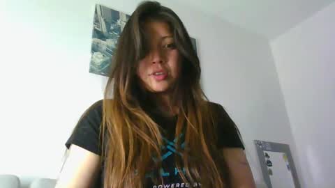 Snapshot of aleska_dollx chatting on November 2, 1:08 am QUEEN OFF MILk IM BACK 15 NOV online show from November 2, 1:08 am