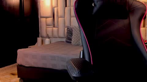 Alessandro King online show from December 13, 9:41 pm