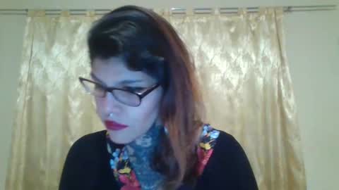 Snapshot of alessa05 chatting on January 20, 5:26 am alessa05 online show from January 20, 5:26 am