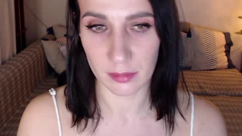 Snapshot of alessandra_foxy chatting on January 2, 3:40 pm Sandra online show from January 2, 3:40 pm