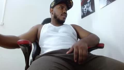 Snapshot of alessandro_hamed chatting on March 21, 2:42 pm alessandro hamed online show from March 21, 2:42 pm