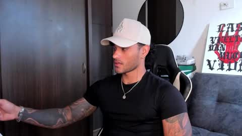 Alessandro Vanni online show from September 26, 12:09 pm