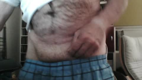 Snapshot of alessandroalexx chatting on June 13, 10:29 pm Daddy Alexx online show from June 13, 10:29 pm