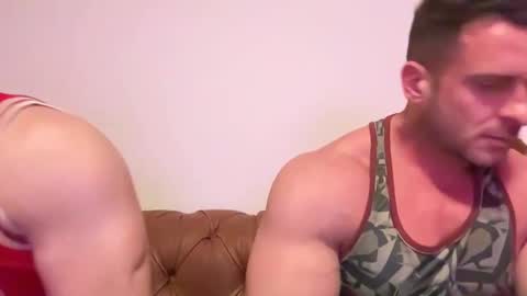 Alessandrobuilder online show from January 22, 10:37 pm