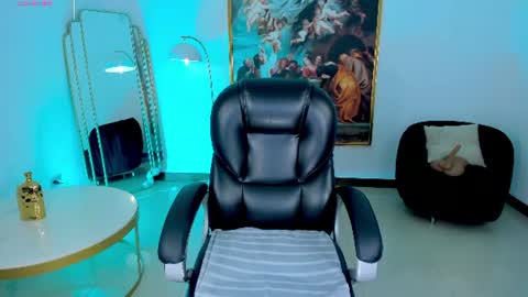 ALESSA ROMERO  online show from June 18, 8:46 pm