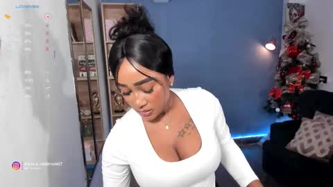 Yy  online show from December 4, 4:11 am