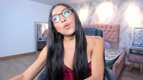 Alessia  online show from May 17, 2:09 am
