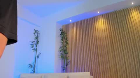 Alessia  Everyday From 0530 to 1430 Col Time online show from October 8, 11:30 am