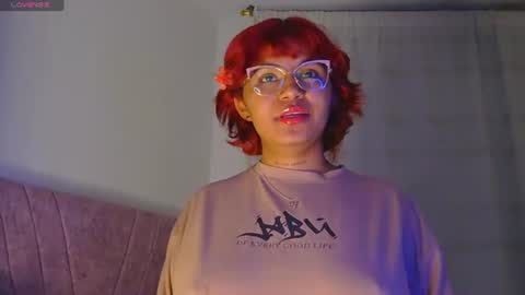 Snapshot of alessia_temptation chatting on June 18, 7:52 am alessia_temptation online show from June 18, 7:52 am