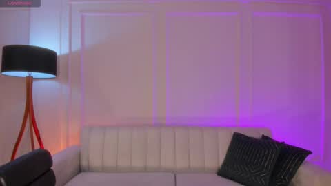 Alessia  online show from October 18, 8:20 pm