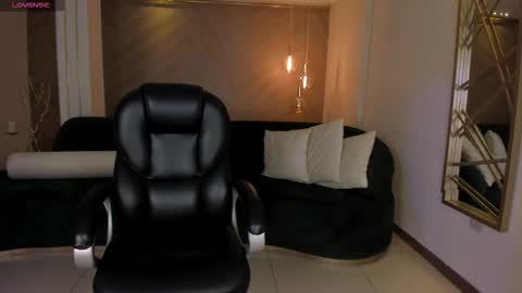 Alessia  online show from October 23, 7:23 pm