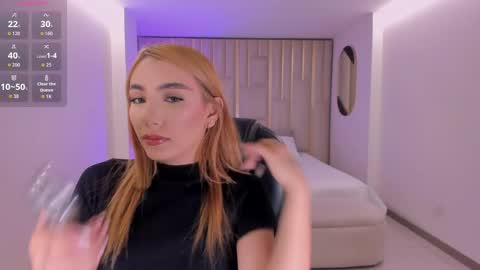 A L E S S I A online show from April 22, 4:37 am