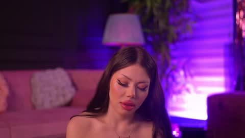 Snapshot of alessianoire chatting on June 11, 6:06 pm Natasha online show from June 11, 6:06 pm