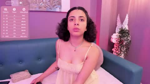 alessiia__ online show from February 11, 3:00 am