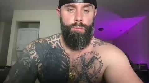 Snapshot of alesterwhite chatting on October 11, 7:01 pm alesterwhite online show from October 11, 7:01 pm