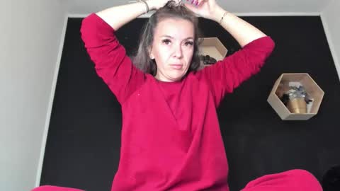 Snapshot of alesys69 chatting on October 10, 9:58 pm alesys69 online show from October 10, 9:58 pm