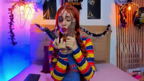 Snapshot of alesziarose chatting on October 29, 10:33 pm Aleszia online show from October 29, 10:33 pm