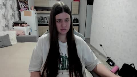 Aletta Oushen online show from November 24, 10:59 am