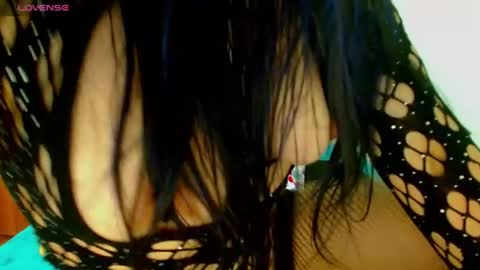 alettallove online show from July 9, 2:32 pm