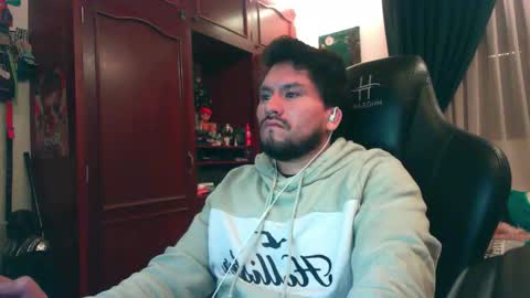 Snapshot of alevil_97 chatting on March 23, 5:33 am Alejo online show from March 23, 5:33 am