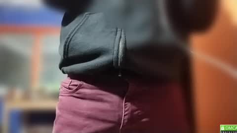 Snapshot of alex0397 chatting on December 8, 4:14 am alex0397 online show from December 8, 4:14 am