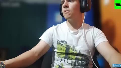 Snapshot of alex0397 chatting on January 21, 9:15 pm alex0397 online show from January 21, 9:15 pm