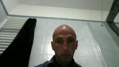 alex120475 online show from April 27, 7:28 am
