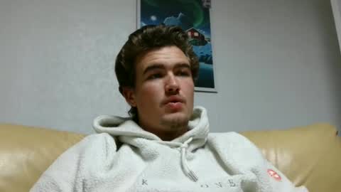 Snapshot of alex83530 chatting on January 5, 8:00 pm Alex83530 online show from January 5, 8:00 pm