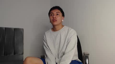 Owen online show from November 9, 2:32 am