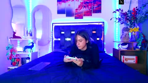 Snapshot of alex_and_fabian chatting on December 3, 7:11 pm sneider online show from December 3, 7:11 pm
