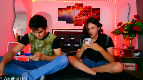 Snapshot of alex_and_fabian chatting on January 31, 6:36 pm sneider online show from January 31, 6:36 pm