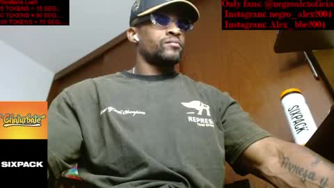 Snapshot of alex_bbc2004 chatting on May 10, 6:13 pm alex bbc2004 online show from May 10, 6:13 pm