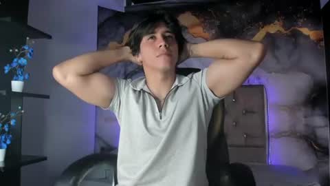 Snapshot of alex_cano chatting on June 16, 12:41 pm alex online show from June 16, 12:41 pm
