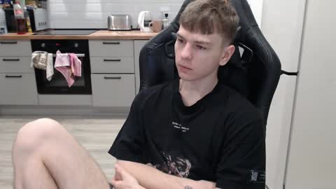 Alex online show from December 10, 4:13 am