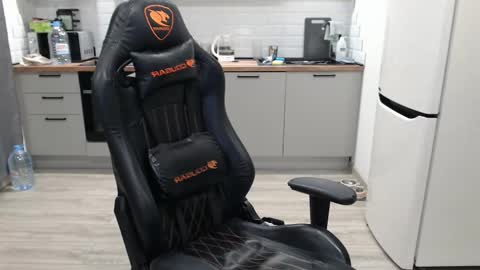 Alex online show from February 13, 8:45 pm