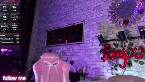 alex_howell online show from March 10, 11:49 pm