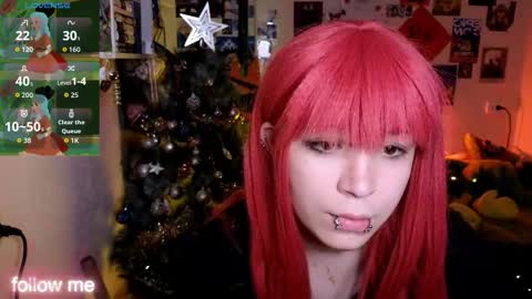 alex_howell online show from December 22, 8:50 pm